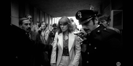 Trust mère paparazzi